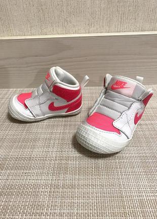 Кроссовки кожаные nike jordan 1 crib bootie eu 18,5/новые7 фото