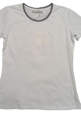 Футболка жіноча