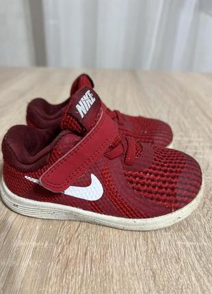 Кроссовки nike