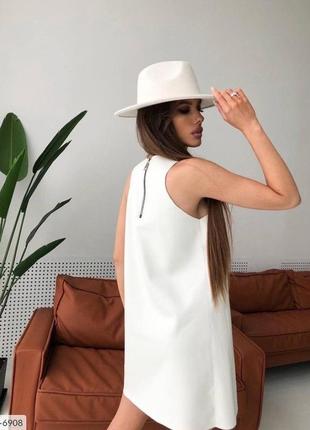 Сукня з екошкіри