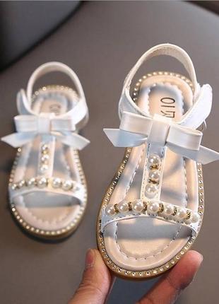 Босоніжки дівочкові