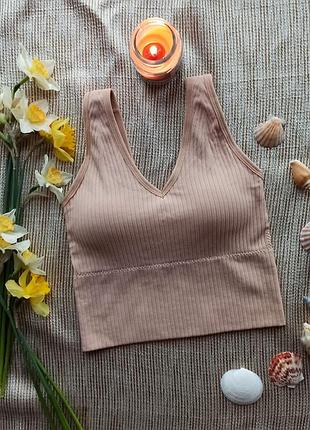 Женский топ удлиненный на широких бретельках, топик с паралоном, топ-майка, топ-маечка с чашками