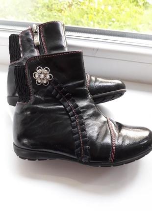 Ботинки на флисе каприз 25-26р