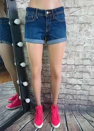 Шорты базовые короткие h&m.
