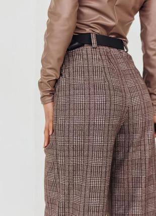 Женские широкие кашемировые коричневые брюки с высокой посадкой5 фото