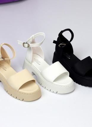 Стильные босоножки5 фото