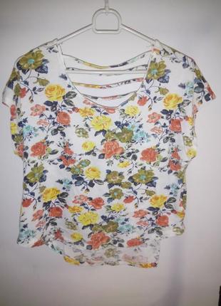 Футболка з відкритою спинкою