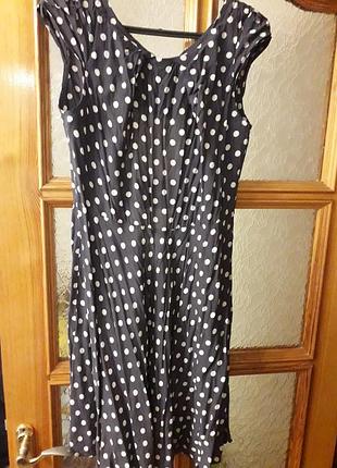 Платье в горох