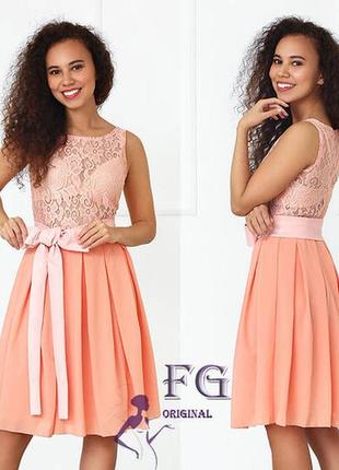 Розпродаж моделі. проста святкова сукня, плаття міді