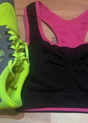 Двосторонній спортивний топ майка бюстгальтер s , m р36-38