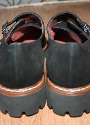 Стильні замшеві туфлі3 фото