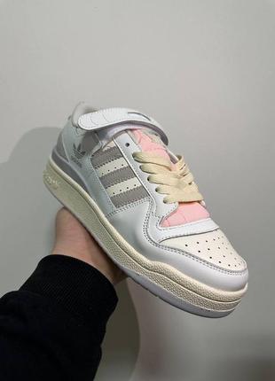 Крутые женские кроссовки adidas forum light grey pink светло-серые с бежевым и розовым2 фото