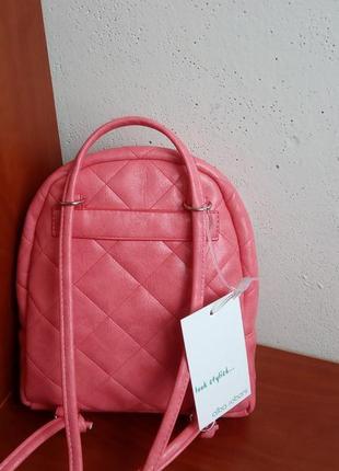 Маленький и стильный мини-рюкзак alba soboni.2 фото