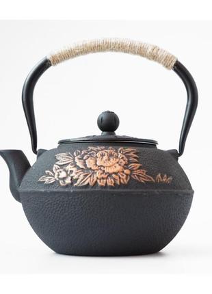 Чайник чугунный тецубин с ситом "Пуоны" 1100мл