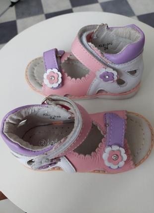 Босоніжки на липучках  kellaifeng