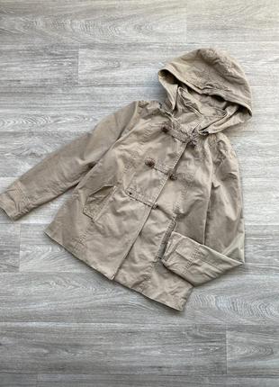 Бежевый нюдовый короткий плащ тренч куртка ветровка легкая с капюшоном pull &bear 38/m