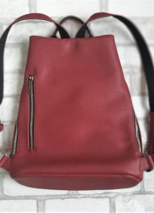 Женский городской кожаный рюкзак красного цвета2 фото