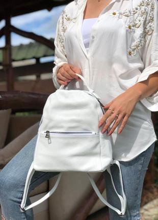 Білий жіночий рюкзак з натуральної шкіри італія3 фото