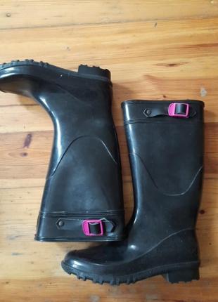 Резиновые сапоги
