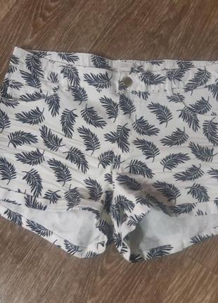 Джинсові шортики