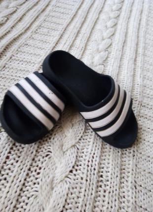 Шльопанці супер.