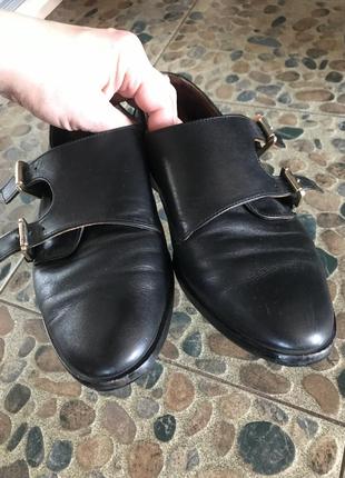 Кожаные туфли лоферы на удобном каблуке
