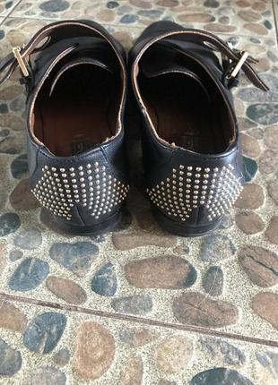 Кожаные туфли лоферы на удобном каблуке4 фото
