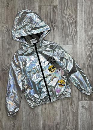 Куртка ветровка