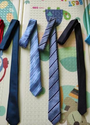 Фірмові краватки (галстуки) та метелики.1 фото