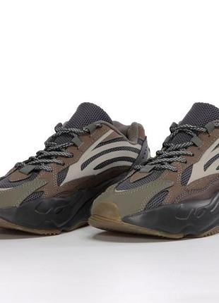 Кроссовки adidas