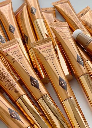 Кремовий хайлайтер charlotte tilbury beauty light wand - відтінок spotlight ( без коробки)