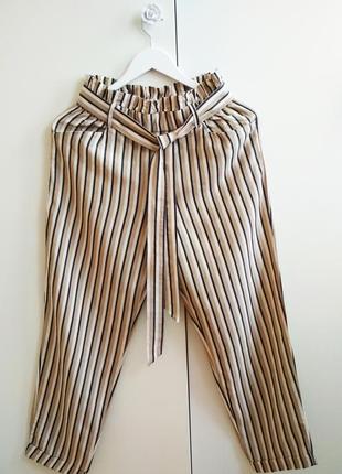 Стильні штани в смужку з завищеною талією