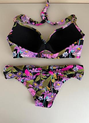 Купальник victoria's secret верх 32d/xs оригінал2 фото