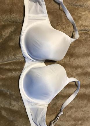 Бюстгалтер