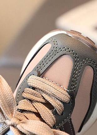 Кроссовки детские 8