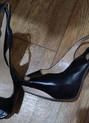 Мега зручні босоніжки