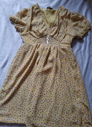 Ніжна сукня