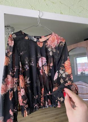 Женский топ блуза сеточка на резинке в цветочный рисунок3 фото