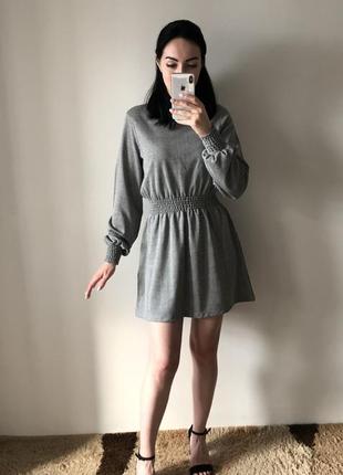 Сукня коротка на осінь/весну