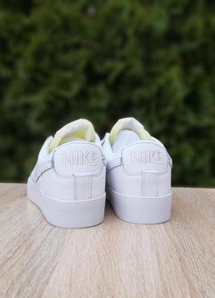 Жіночі кросівки nike blazer низькі білі літні кросівки найк блезер2 фото