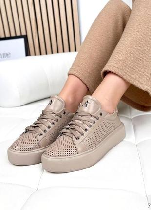 Кросівки з перфорацією натуральна шкіра