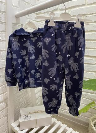 Стильний костюм для хлопчика