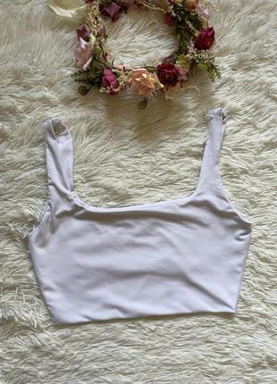 Белый топ bershka