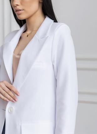 Пиджак женский однобортный  классический деловой нарядный белый4 фото