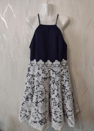 Дуже гарне плаття-сарафан