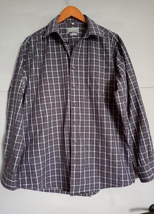 Чоловіча сорочка в клітку. клітинка