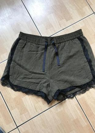 Шортики zara