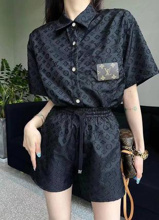 Костюм люкс