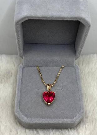 Подарок девушке - колье "сияние нежного сердца гранат в золоте" из ювелирного сплава в...