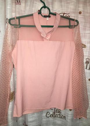 Блуза светло -розовая